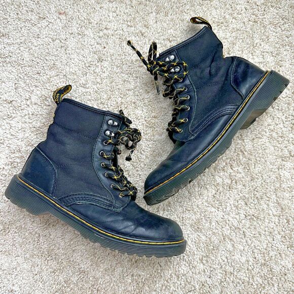 Doc Martens AirWair with Soles Bouncing Black Lace Up Boot Womens Size 6 - Picture 1 of 6